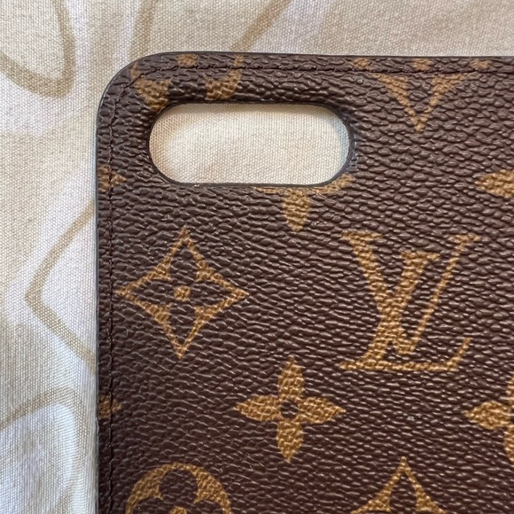 Louis Vutton Monogram Folio IPhone 7plus Cases - Picture 6 of 13